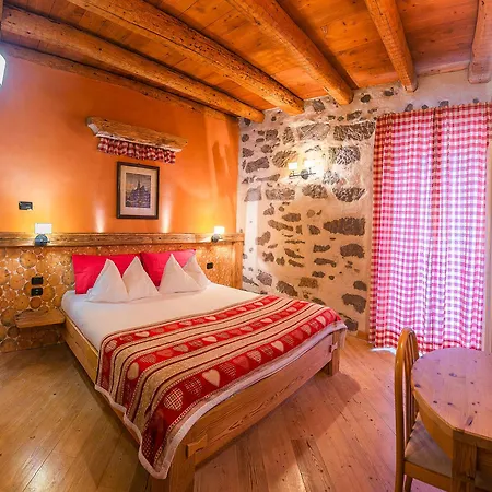 Castel Madonna Aparthotel San Martino Di Castrozza