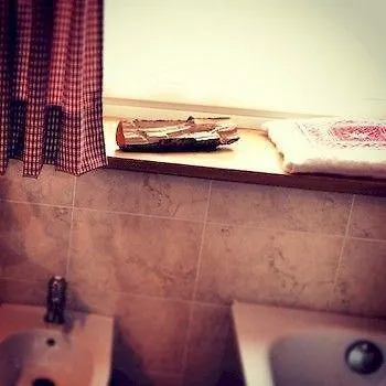 Historic Madonna Apartahotel 4*